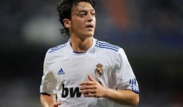 厄齐尔最新爆料信息,职业生涯转折与足球人生感悟