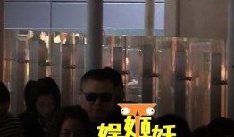 岳云鹏爆料助理视频,揭秘喜剧界幕后趣事