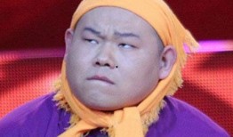 岳云鹏爆料助理视频,揭秘喜剧界幕后趣事