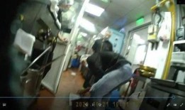 网红穿鞋爆料事件视频,揭秘背后真相